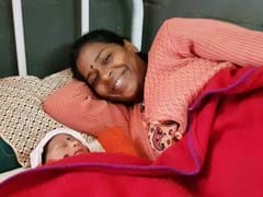 Bengaluru's First Girl Child Born In 2018 In Government Hospital Gets 5 Lakh From Mayor