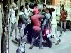 Drunk Bengaluru Mob Seen Hitting 2 Men On Bike In Viral Video