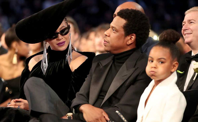 Grammys 2018: Beyonce In Big Diamonds, Bigger Hat And Shades. Twitter Can't Even