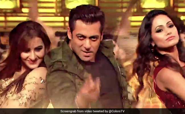 Bigg Boss Finale में शिल्पा शिंदे बनीं 'नागिन', सलमान खान ने इनका किया 'स्वैग से स्वागत'