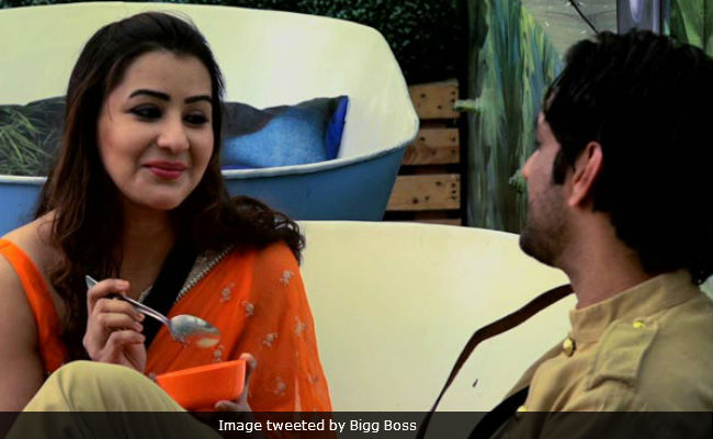 <I>Bigg Boss 11</i> Winner Shilpa Shinde Says 'Was Never Mean, Will Work With Vikas Gupta Again'