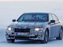 BMW 7 Series Facelift Spied; To Launch In 2019
