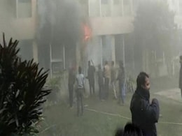 Fire Breaks Out At Gorakhpur's BRD Hospital, No Injuries Reported Fire Breaks Out At Gorakhpur's BRD Hospital, No Injuries Reported