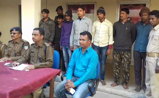 झारखंड के गिरिडीह में तस्करी को जा रहे 108 मवेशी जब्त, सात गिरफ्तार