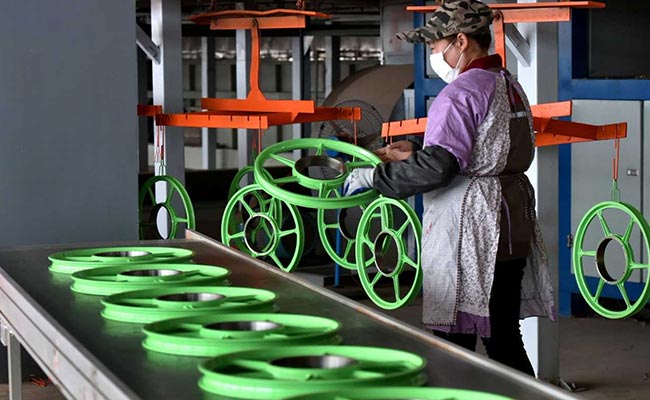 China's 2017 GDP Accelerates For The First Time In Seven Years China's 2017 GDP Accelerates For The First Time In Seven Years