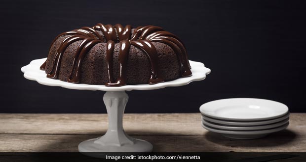 Chocolate Mocha-Kissed Bundt Cake