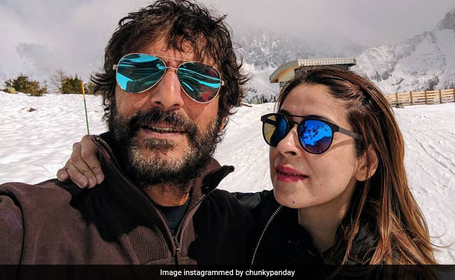 Chunky Panday Posts Anniversary Pic With Wife Bhavana And Marriage <I>Gyaan</i>