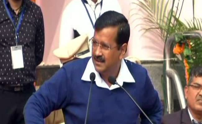 केजरीवाल बोले 'IIT के 80% बैचमेट विदेश चले गए, मैं यहीं रहा', और फिर इमोशनल हो गए दिल्ली के CM, देखें VIDEO