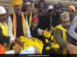 सिर्फ हिंदू ही नहीं सूफी मुस्लिम भी मनाते हैं बसंत पंचमी का त्योहार सिर्फ हिंदू ही नहीं सूफी मुस्लिम भी मनाते हैं बसंत पंचमी का त्योहार