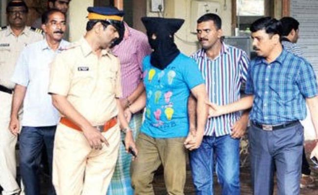 मुंबई : गूंगे और बहरे हत्या और चोरी के दोषी करार, अदालत ने सुनाई उम्रकैद की सजा मुंबई : गूंगे और बहरे हत्या और चोरी के दोषी करार, अदालत ने सुनाई उम्रकैद की सजा