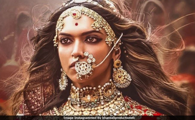 Deepika Padukone Underlines That "<i>Padmaavat</i>" Doesn't 'Endorse <i>Jauhar</i>'