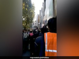 Basement Units Of 50 Shops Sealed In Defence Colony Market Basement Units Of 50 Shops Sealed In Defence Colony Market