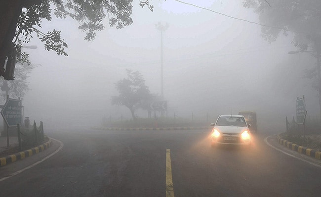 Dense Fog Envelops Delhi, Rail Traffic Hit As Over A Dozen Trains Run Late