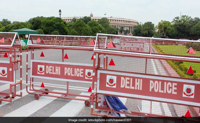 जामा मस्जिद इलाके में आतंकियों के छुपे होने का अंदेशा, 26 जनवरी पर हमले की आशंका- सूत्र