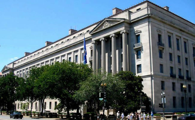 Ex-CIA Officer Arrested From New York Airport For Retaining Classified Information
