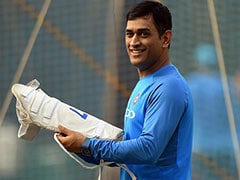 Mohammad Yousuf Wants MS Dhoni To Help Struggling Pakistan Captain Sarfraz Ahmed