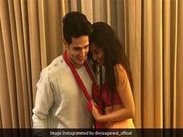 <i>Bigg Boss 11</i>: Priyank Sharma's Ex-Girlfriend Divya Agarwal To Host A TV Show <i>Bigg Boss 11</i>: Priyank Sharma's Ex-Girlfriend Divya Agarwal To Host A TV Show