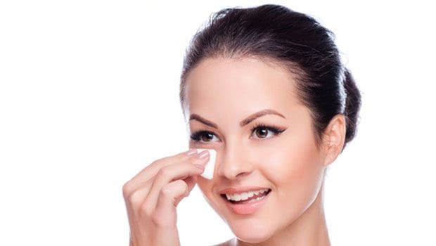 5 Best Home Remedies To Get Rid Of Blemishes