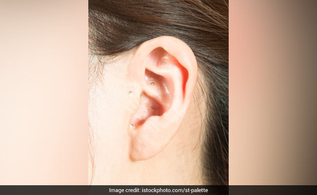 Lose Weight Just By Pressing This Point Near Your Ear