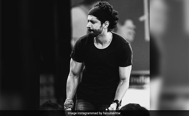 Here S How Farhan Akhtar Acquired A Perfect Lean Body