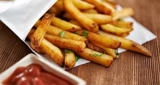 फ्रेंच फ्राइज़ रेसिपी: French fries Recipe in Hindi | French fries Banane Ki Vidhi