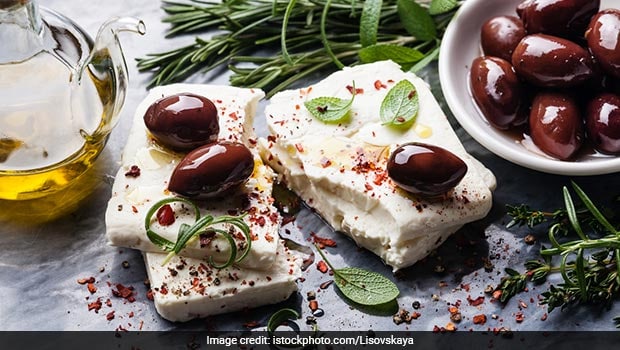 6 Greek Foods That Are A Must Try