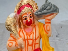 Hanuman Jayanti 2019: हनुमान जयंती पर भक्तों को ये मैसेज भेजकर कहें Happy Hanuman Jayanti Hanuman Jayanti 2019: हनुमान जयंती पर भक्तों को ये मैसेज भेजकर कहें Happy Hanuman Jayanti