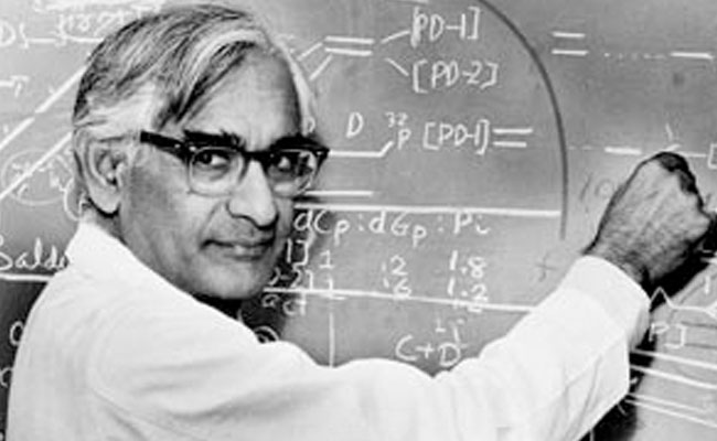 Google Doodle Celebrates Har Gobind Khorana: निराश होकर भारत छोड़ गए थे Nobel विजेता, Bollywood के ये 5 वैज्ञानिक भी हैं यादगार