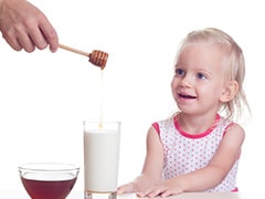 Honey With Warm Milk: A Toxic Combination?