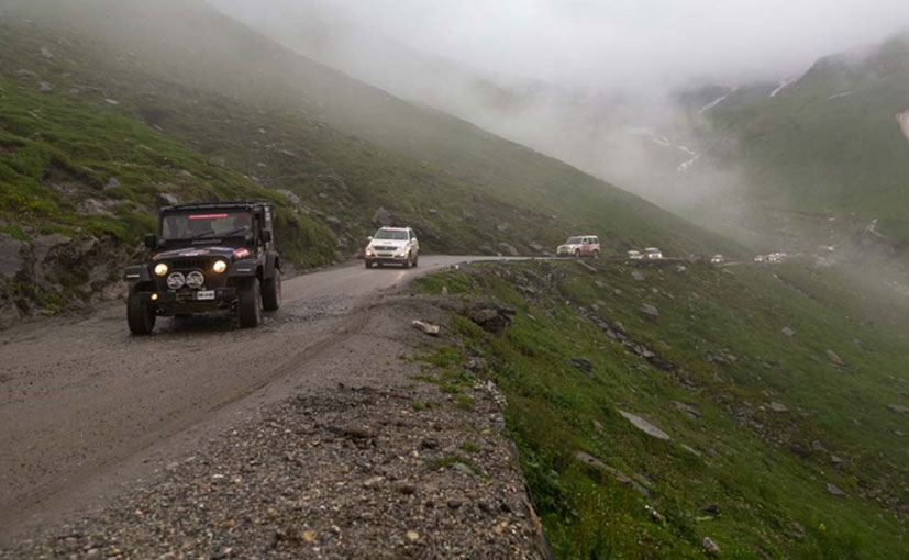 International Road Federation Urges Government To Make Fog Lights Mandatory In Vehicles