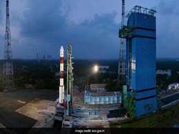 ISRO Recruitment 2018: 106 पदों पर निकली हैं भर्तियां, ऐसे करें आवेदन ISRO Recruitment 2018: 106 पदों पर निकली हैं भर्तियां, ऐसे करें आवेदन