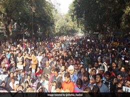 "Not Love Jihad, We're <i>Pyaar Ishq</i> Guys": Jignesh Mevani At Delhi Rally: 10 Facts "Not Love Jihad, We're <i>Pyaar Ishq</i> Guys": Jignesh Mevani At Delhi Rally: 10 Facts