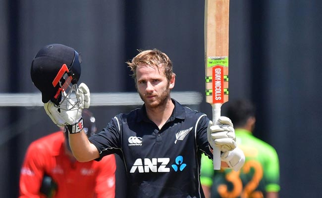 PAK VS NZ: इन तीन वजहों से पाकिस्तान पहले वनडे में न्यूजीलैंड के हाथों पिट गया.
