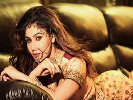 Viral Video: नए अंदाज में लौटीं बिंदास कंगना, बोलीं- परदे में रहने दो... Viral Video: नए अंदाज में लौटीं बिंदास कंगना, बोलीं- परदे में रहने दो...