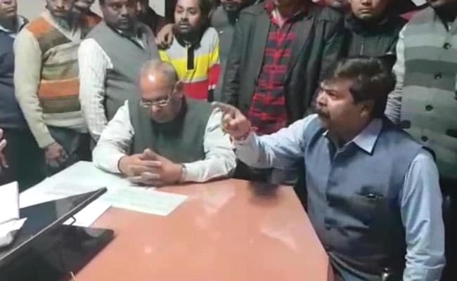 'How Did You File A Case Against Hindus?' BJP Leader Shouts At Cop In Uttar Pradesh