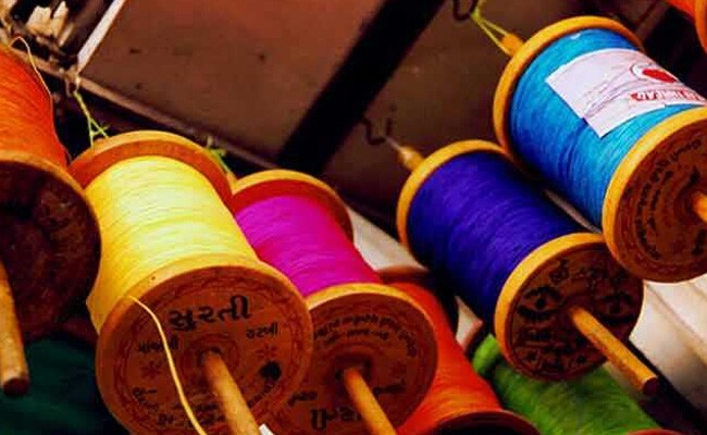 चाइनीज मांझे से लगातार हादसे पर एक्शन में राजस्थान सरकार, मकर संक्रांति पर पतंगबाजी के लिए एडवाइजरी जारी चाइनीज मांझे से लगातार हादसे पर एक्शन में राजस्थान सरकार, मकर संक्रांति पर पतंगबाजी के लिए एडवाइजरी जारी