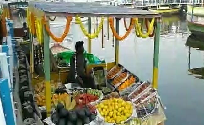 In A First, Floating Market Inspired By Bangkok Opens In Kolkata