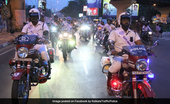 In Low Visibility, Kolkata Cops Don Uniforms With Blinking LED Lights