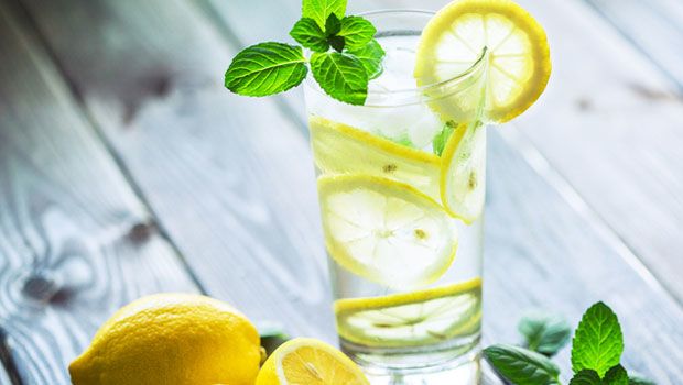 Post-Holi Detox: This Lemon-Pink Salt Water May Help You Detox After Holi Post-Holi Detox: This Lemon-Pink Salt Water May Help You Detox After Holi