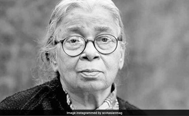 Google Doodle Celebrates Writer Activist Mahasweta Devi Birthday: आदिवासी अधिकारों के लिए बुलंद की आवाज, बॉलीवुड में भी चला जादू