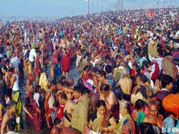 मकर संक्रांति 2018: पूजा विधि, मंत्र, स्नान का शुभ मुहूर्त, महत्व और मान्यताएं मकर संक्रांति 2018: पूजा विधि, मंत्र, स्नान का शुभ मुहूर्त, महत्व और मान्यताएं