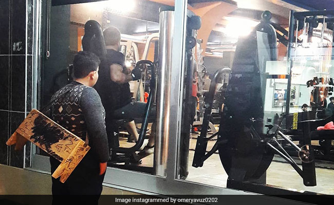 Syrian Refugee Boy Gazing At Gym In Viral Pic Gifted Lifetime Membership