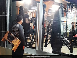 Syrian Refugee Boy Gazing At Gym In Viral Pic Gifted Lifetime Membership Syrian Refugee Boy Gazing At Gym In Viral Pic Gifted Lifetime Membership