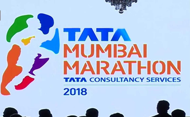 ‘रोटी बैंक’ अभियान को बढ़ावा देने के लिए 'डब्बावालों’ ने लिया मुंबई मैराथन में हिस्सा