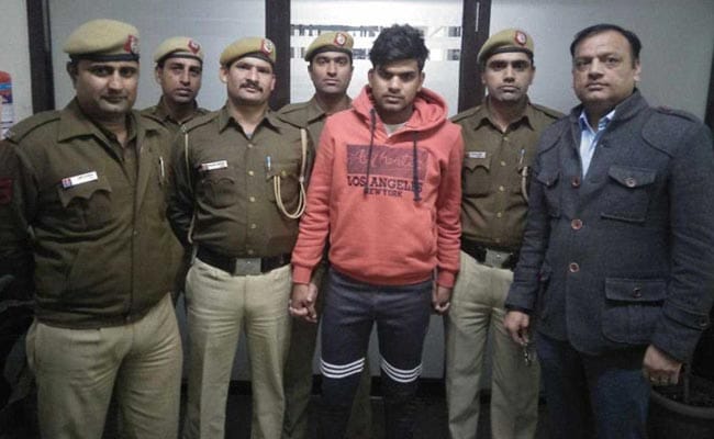 दिल्ली में कारोबारी से 30 लाख की रंगदारी मांगना पड़ा महंगा, पुलिस ने पहुंचाया जेल 