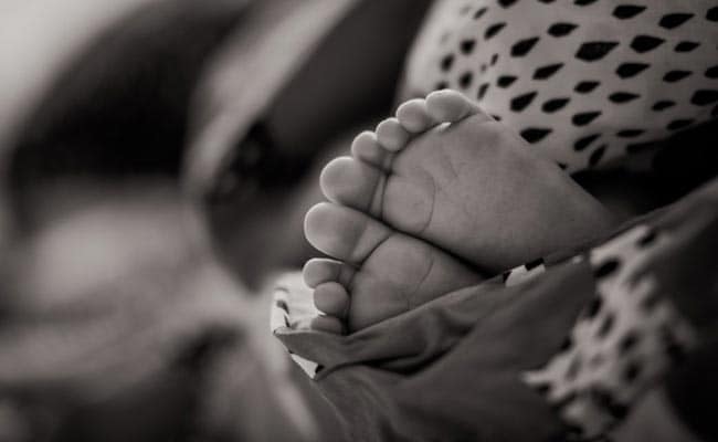 In Punjab, New Born Dies After Anaemic Mother Delivers On Road