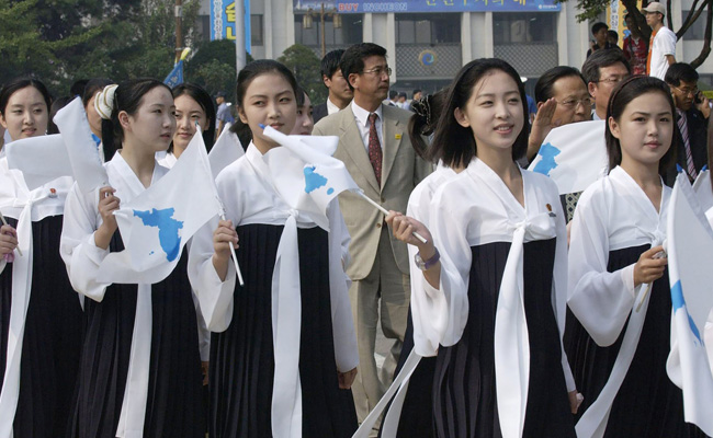 North Korea's 'Army Of Beauties' Set To Invade South