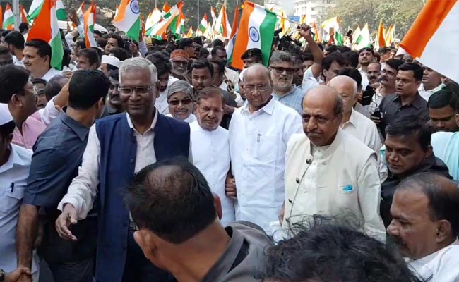 On Republic Day, It's Yatra Versus Yatra In Mumbai