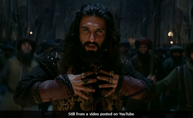 "<i>Padmaavat</i>" Song <i>Khalibali</i> Is Ranveer Singh's Victory Anthem As Khilji