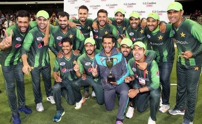 PAK vs NZ T20: पाकिस्‍तान ने तीसरा मैच जीतकर सीरीज पर जमाया कब्‍जा, साथ में हासिल की यह बड़ी उपलब्धि